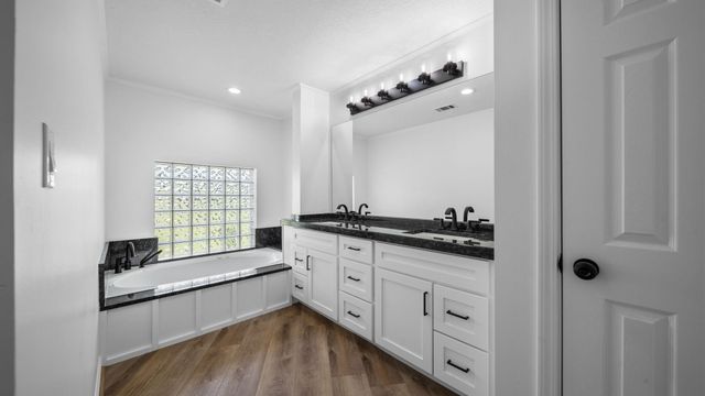 15502 Kitty Hawk Drive, Waller, TX 77484