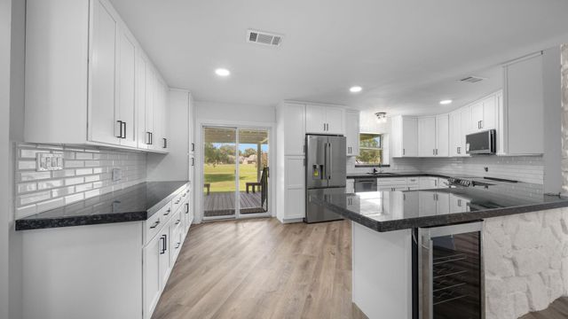 15502 Kitty Hawk Drive, Waller, TX 77484