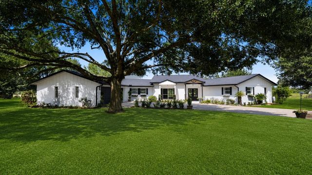 15502 Kitty Hawk Drive, Waller, TX 77484