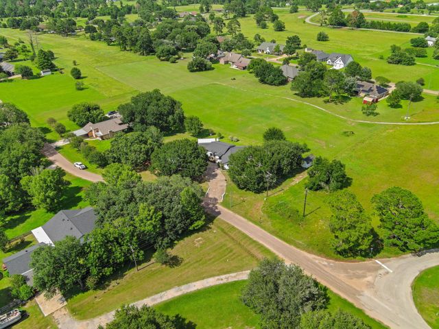 15502 Kitty Hawk Drive, Waller, TX 77484