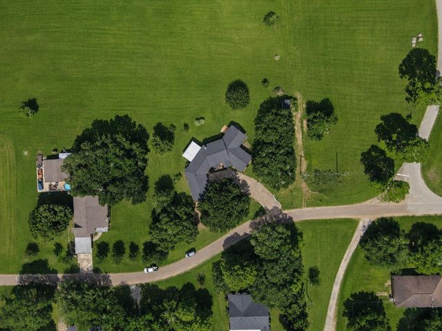 15502 Kitty Hawk Drive, Waller, TX 77484