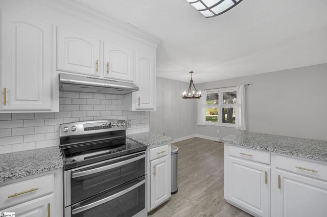 209 Tollgate Road, Simpsonville, SC 29681