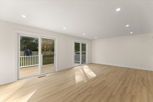 347 Poskus St, Stoughton, MA 02072
