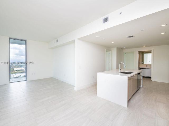 2000 Metropica Way 2509, Sunrise, FL 33323