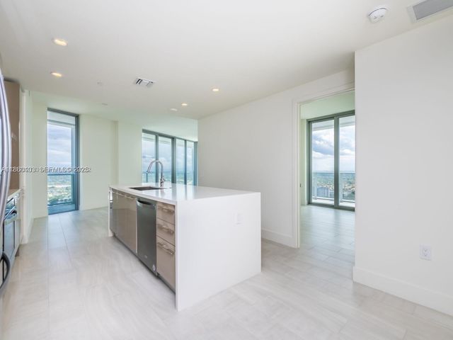 2000 Metropica Way 2509, Sunrise, FL 33323