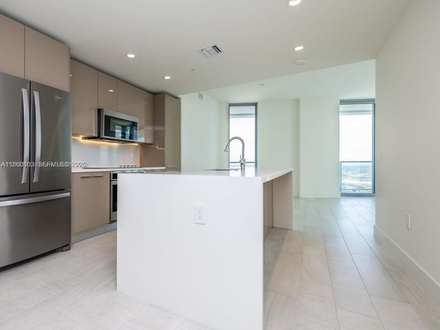 2000 Metropica Way 2509, Sunrise, FL 33323