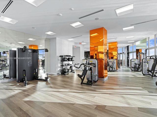 2000 Metropica Way 2509, Sunrise, FL 33323