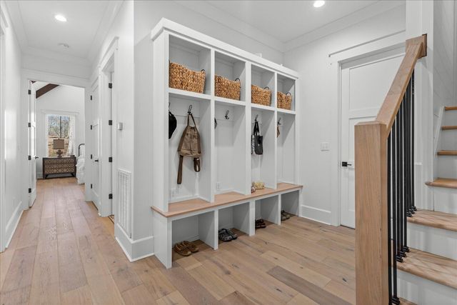 835 Edgewater Way, Jasper, TN 37347