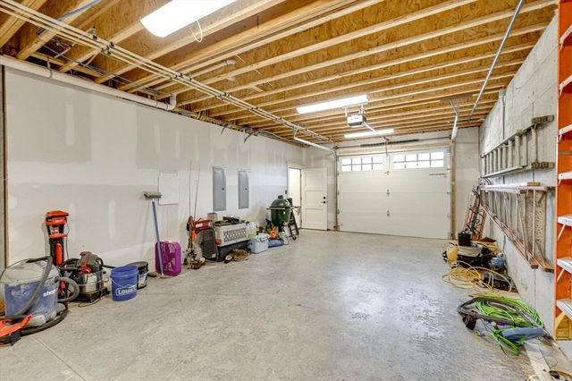 835 Edgewater Way, Jasper, TN 37347