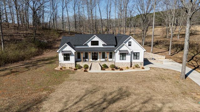 835 Edgewater Way, Jasper, TN 37347