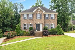 6107 Hanes Way, Clemmons, NC 27012