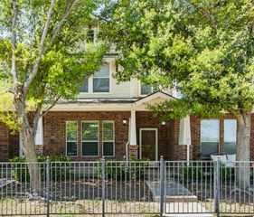 723 S Poydras Street, Lewisville, TX 75057