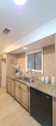 4891 Hackberry Ln, Sacramento, CA 95841