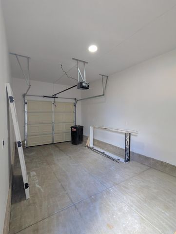 4891 Hackberry Ln, Sacramento, CA 95841