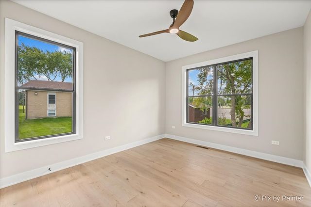 1211 Noble Drive, Port Barrington, IL 60010