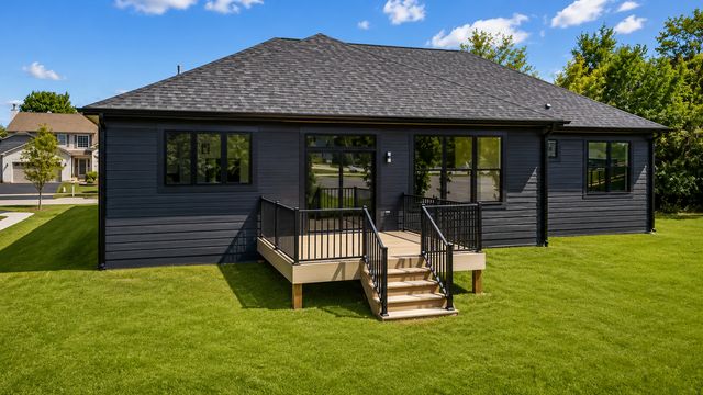 1211 Noble Drive, Port Barrington, IL 60010