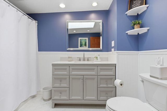 7 Maple Street 7, Reading, MA 01867