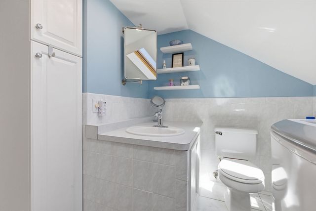 7 Maple Street 7, Reading, MA 01867