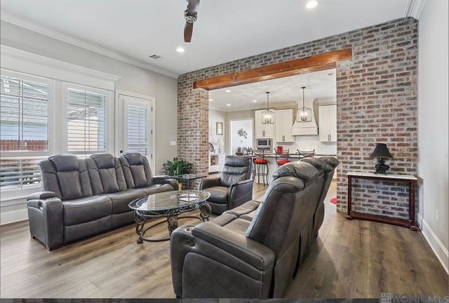 37348 Tilburg Pass, Geismar, LA 70734