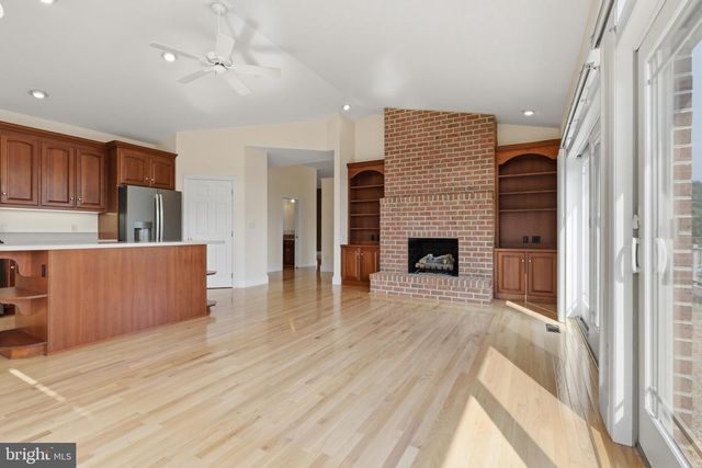 10785 RINEHART DRIVE, Waynesboro, PA 17268