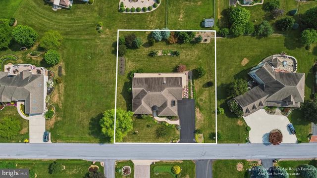 10785 RINEHART DRIVE, Waynesboro, PA 17268