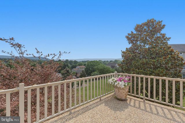10785 RINEHART DRIVE, Waynesboro, PA 17268