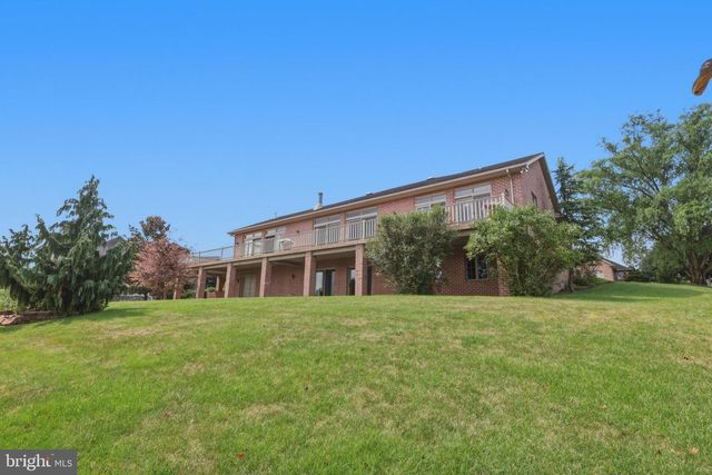 10785 RINEHART DRIVE, Waynesboro, PA 17268