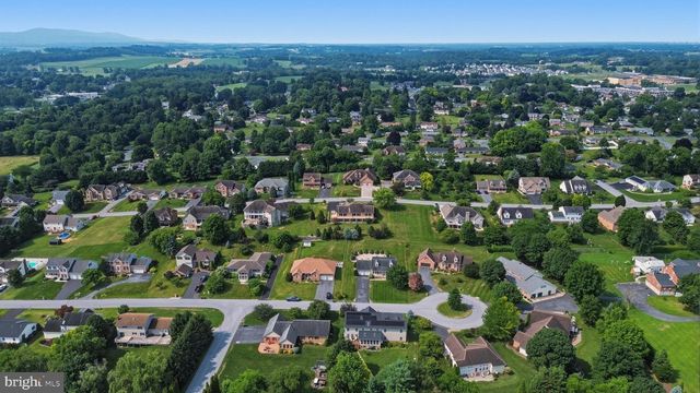 10785 RINEHART DRIVE, Waynesboro, PA 17268