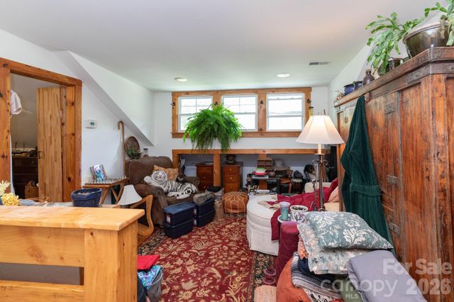 329 N Fork Road, Barnardsville, NC 28709