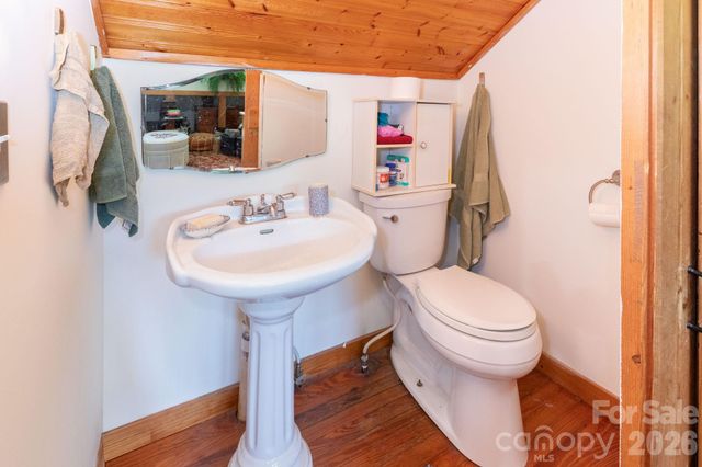 329 N Fork Road, Barnardsville, NC 28709