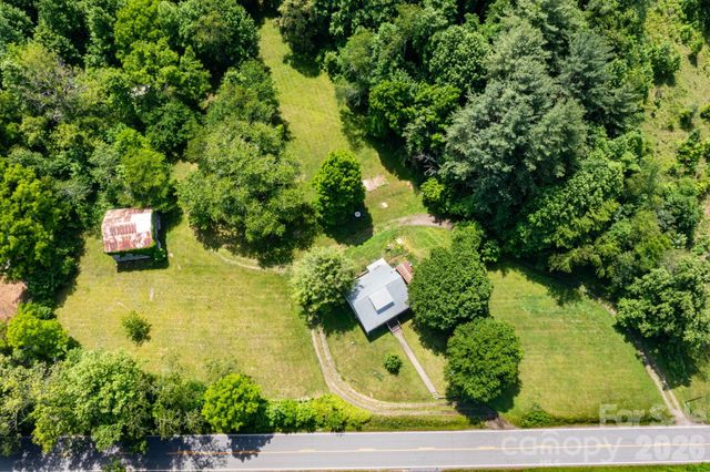 329 N Fork Road, Barnardsville, NC 28709