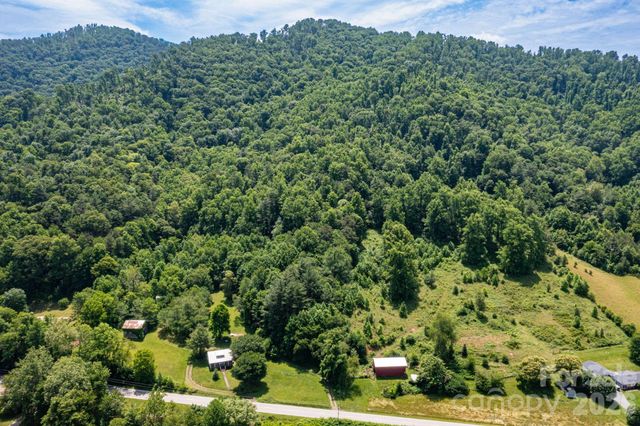 329 N Fork Road, Barnardsville, NC 28709