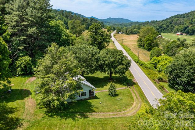 329 N Fork Road, Barnardsville, NC 28709