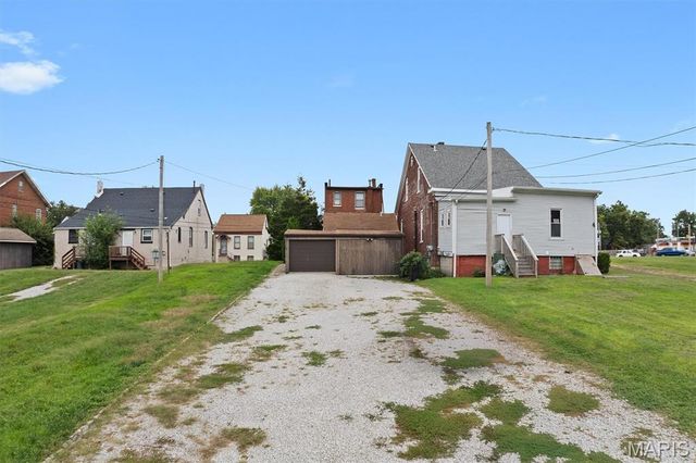 513 N Illinois Street, Belleville, IL 62220