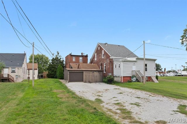 513 N Illinois Street, Belleville, IL 62220