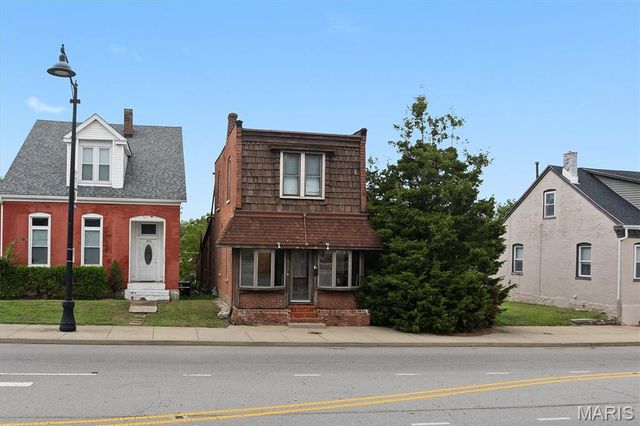 513 N Illinois Street, Belleville, IL 62220