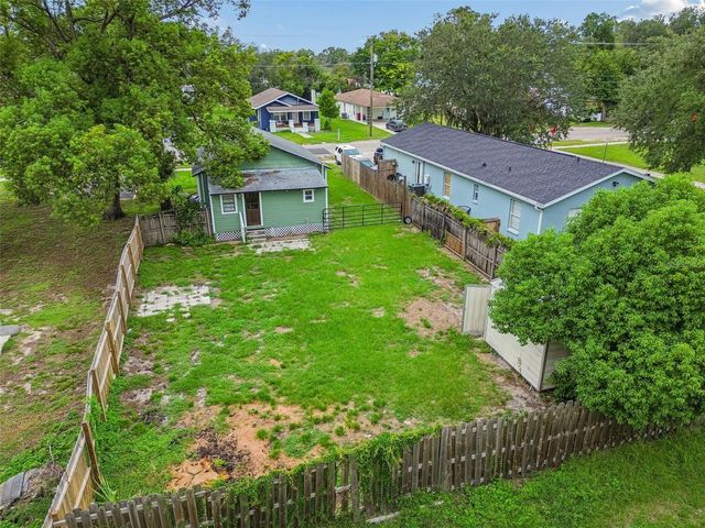 1310 N FRANKLIN STREET, Plant City, FL 33563