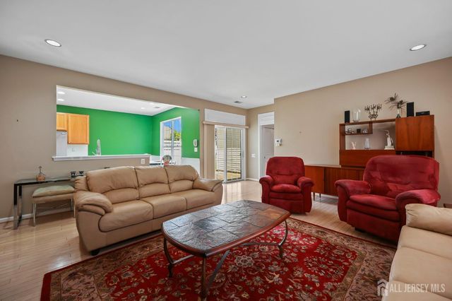 511 Skylark Drive, Monroe, NJ 08831