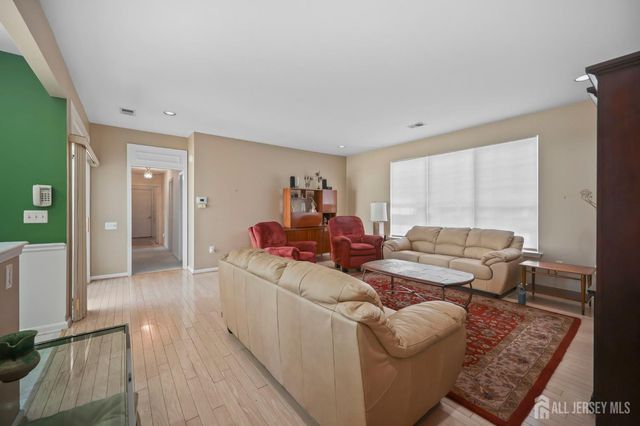 511 Skylark Drive, Monroe, NJ 08831
