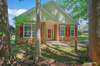 511 Skylark Drive, Monroe, NJ 08831
