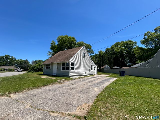 18 Lynwood Drive, Windham, CT 06226