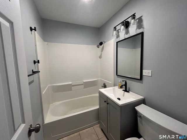 18 Lynwood Drive, Windham, CT 06226