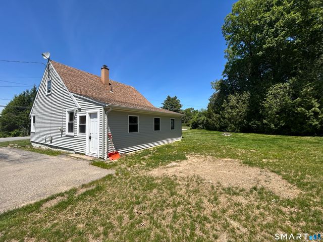 18 Lynwood Drive, Windham, CT 06226