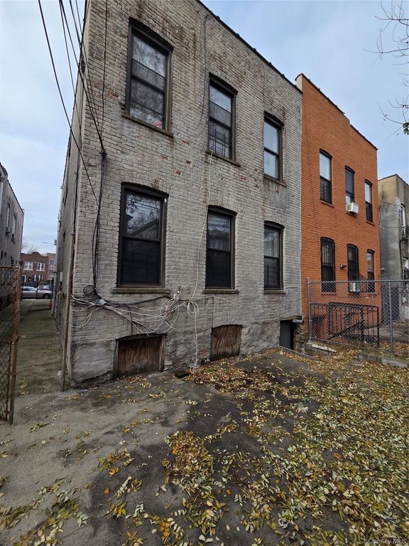 401 legion street, Brooklyn, NY 11212 — photo 4