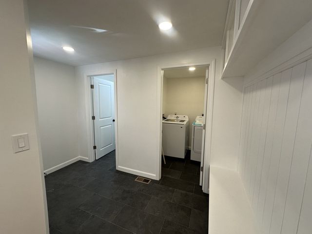 3 Regan Pl, Leominster, MA 01453