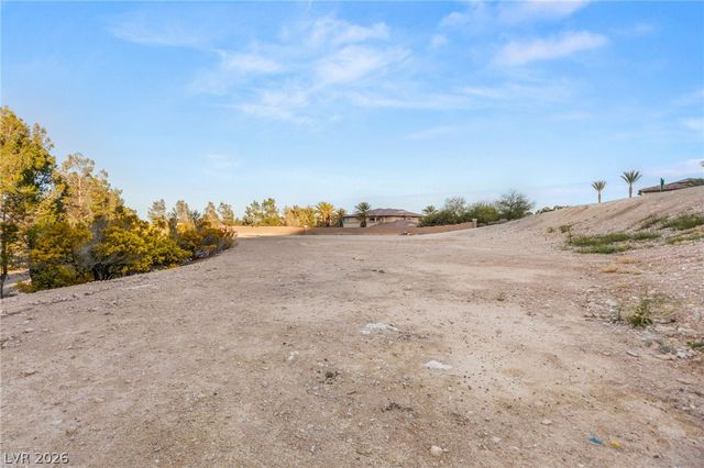 34 Eagles Landing Lane, Las Vegas, NV 89141