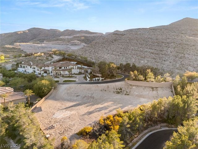 34 Eagles Landing Lane, Las Vegas, NV 89141