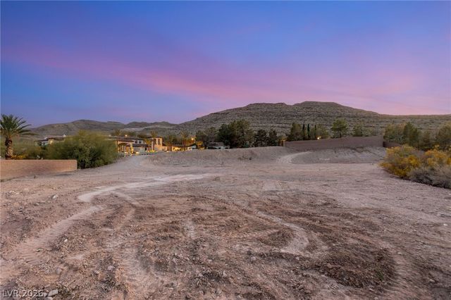 34 Eagles Landing Lane, Las Vegas, NV 89141