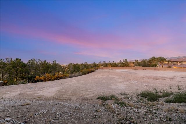 34 Eagles Landing Lane, Las Vegas, NV 89141