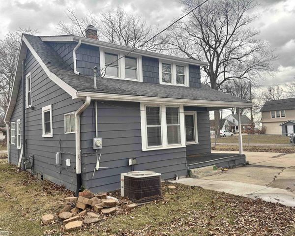 50759 Holt Street, New Baltimore, MI 48047